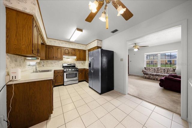 1142 NE 8TH STREET, Ocala, FL 34470