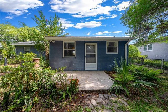 1142 NE 8TH STREET, Ocala, FL 34470