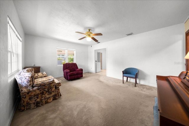 1142 NE 8TH STREET, Ocala, FL 34470