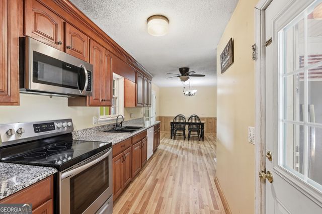 282 Wall Bridge Road, Clarkesville, GA 30523