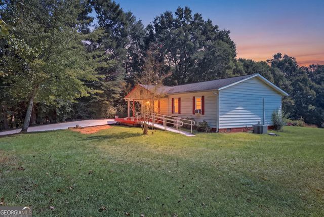 282 Wall Bridge Road, Clarkesville, GA 30523