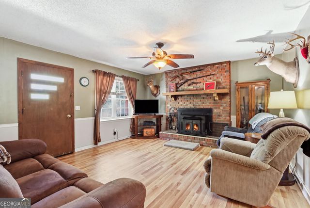 282 Wall Bridge Road, Clarkesville, GA 30523