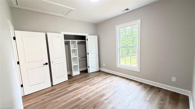 7219 Wanda Vista Lane, Pfafftown, NC 27040