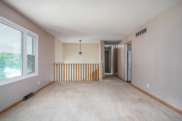 2611 34th Avenue Court, Rock Island, IL 61201