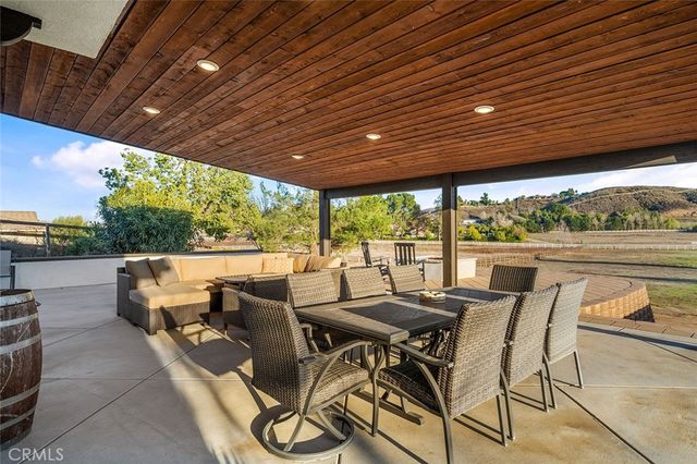 39550 Calle De Companero, Murrieta, CA 92562