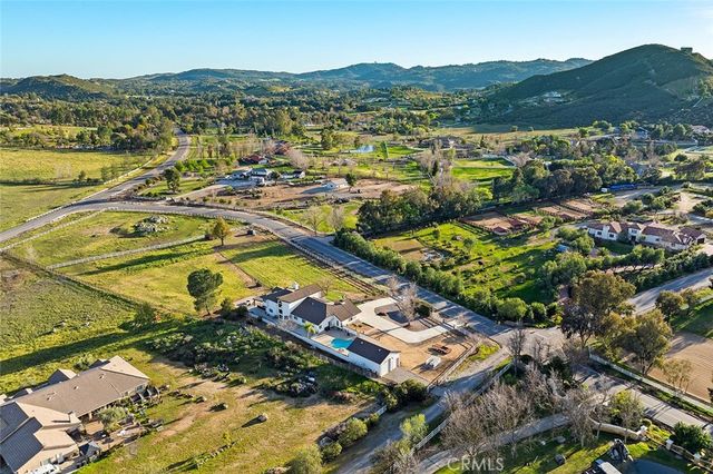 39550 Calle De Companero, Murrieta, CA 92562