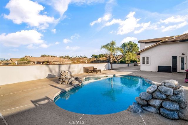 39550 Calle De Companero, Murrieta, CA 92562