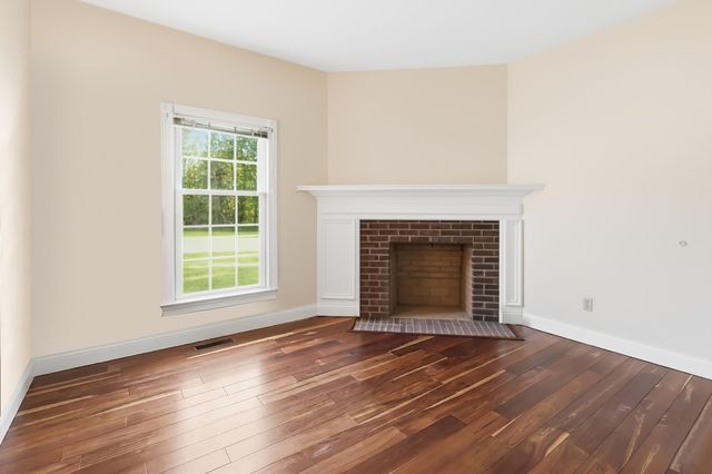160 Tarter Street, Somerset, KY 42503