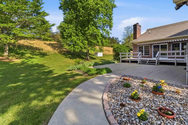 160 Tarter Street, Somerset, KY 42503