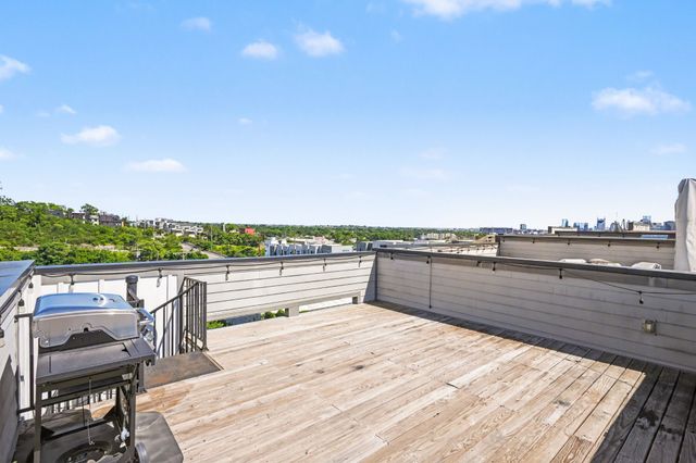 99 Fern Ave, Nashville, TN 37207