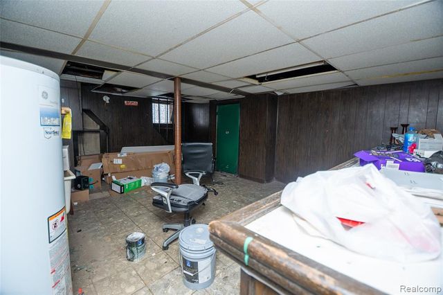 13551 Santa Rosa Drive, Detroit, MI 48238