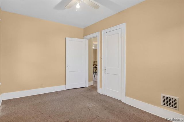 13551 Santa Rosa Drive, Detroit, MI 48238