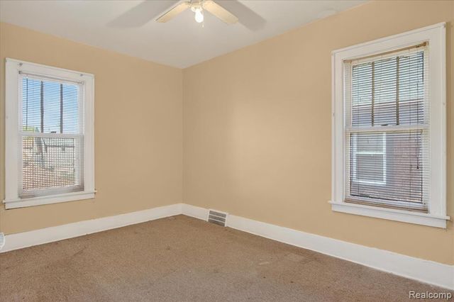 13551 Santa Rosa Drive, Detroit, MI 48238