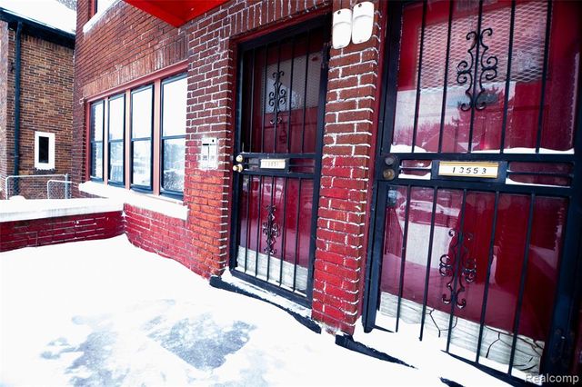 13551 Santa Rosa Drive, Detroit, MI 48238