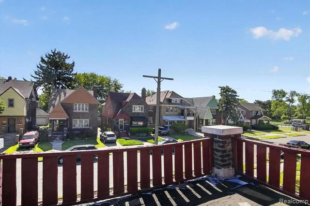 13551 Santa Rosa Drive, Detroit, MI 48238