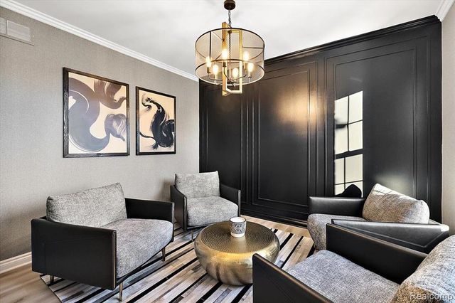 4075 Blossom Drive, Sterling Heights, MI 48314