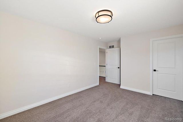 4075 Blossom Drive, Sterling Heights, MI 48314