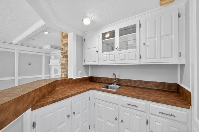 663 Ravensworth Drive, Conroe, TX 77302