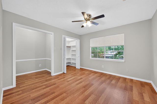 663 Ravensworth Drive, Conroe, TX 77302