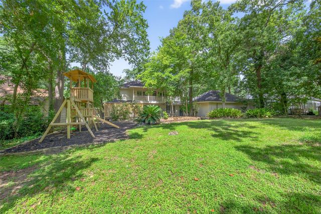 663 Ravensworth Drive, Conroe, TX 77302