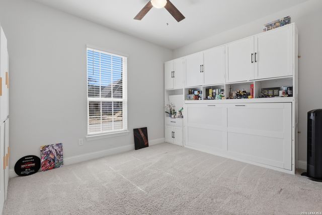 499 poe, Castroville, TX 78009