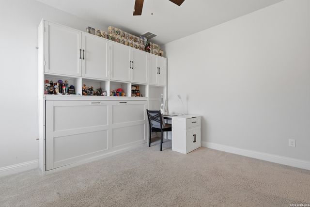 499 poe, Castroville, TX 78009