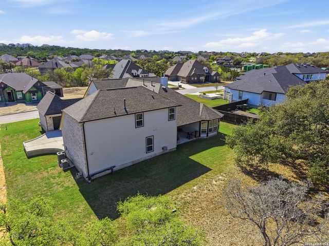 499 poe, Castroville, TX 78009