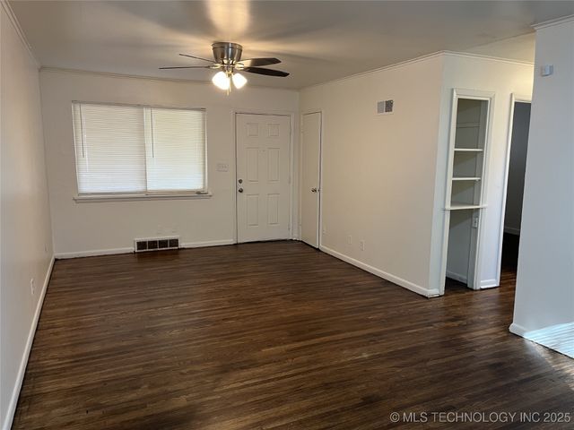 1524 E 53rd Street N, Tulsa, OK 74126
