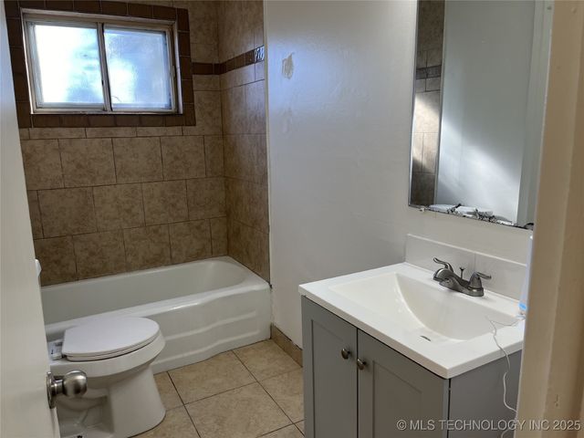 1524 E 53rd Street N, Tulsa, OK 74126
