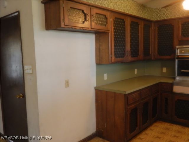 1176 Eastwood Drive, Booneville, AR 72927