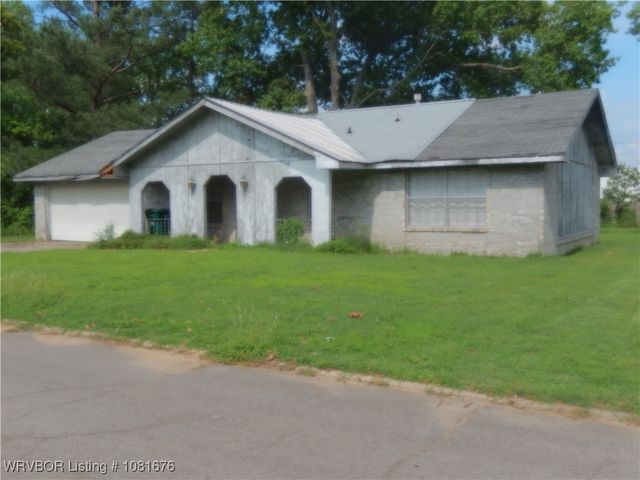 1176 Eastwood Drive, Booneville, AR 72927
