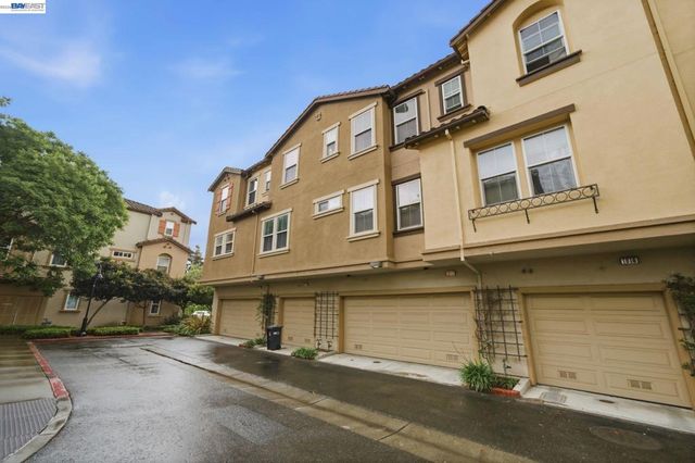 1012 Martin Luther King Dr, Hayward, CA 94541