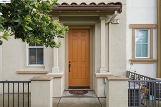 1012 Martin Luther King Dr, Hayward, CA 94541