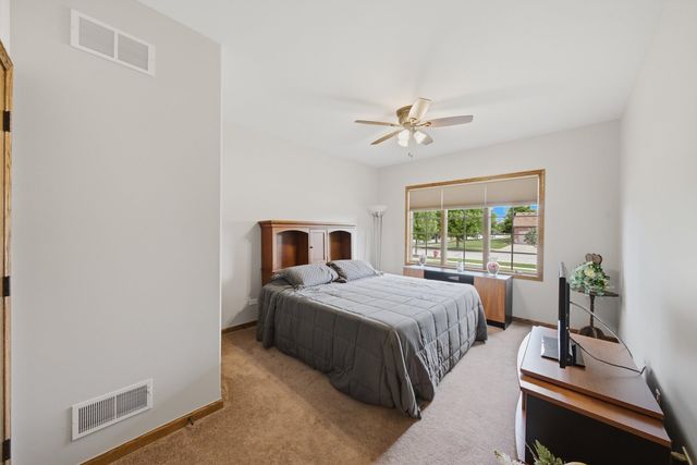 10532 Jacob Drive, Mokena, IL 60448