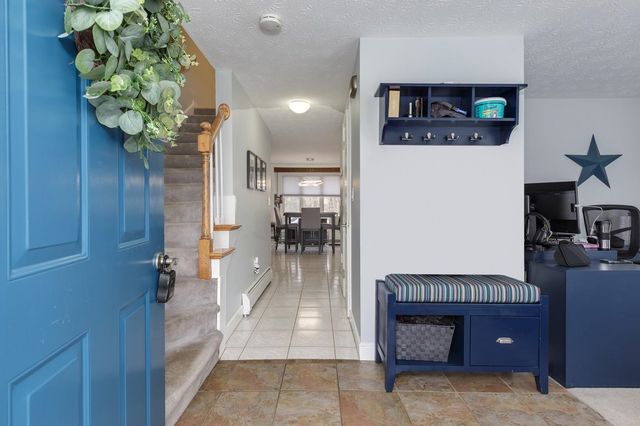 13B Hedgerow Drive, Hudson, NH 03051