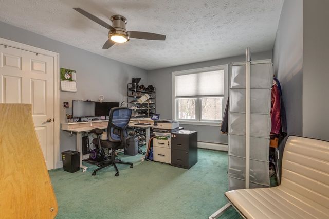 13B Hedgerow Drive, Hudson, NH 03051