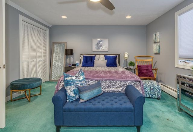 13B Hedgerow Drive, Hudson, NH 03051