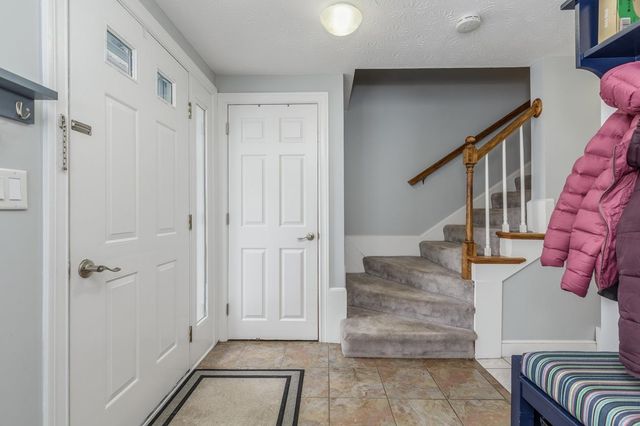 13B Hedgerow Drive, Hudson, NH 03051