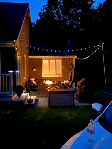 13B Hedgerow Drive, Hudson, NH 03051