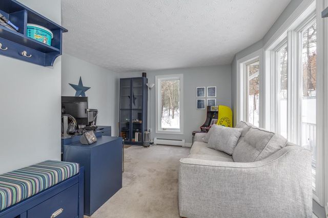 13B Hedgerow Drive, Hudson, NH 03051