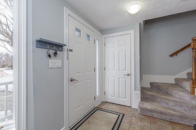 13B Hedgerow Drive, Hudson, NH 03051