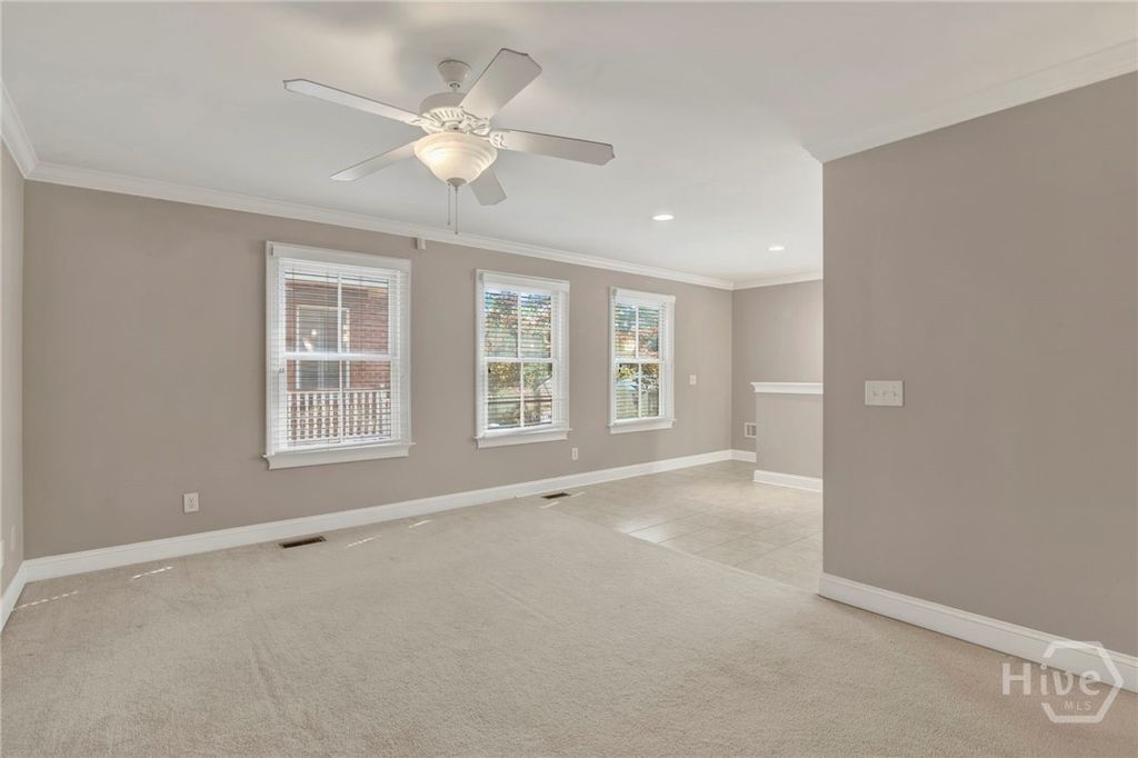 Image 21 of property listing at 302 W Wayne Street Carriage House, Savannah, GA 31401