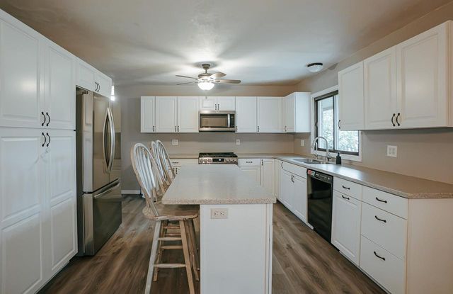 N7470 Highway 55, Menasha, WI 54952