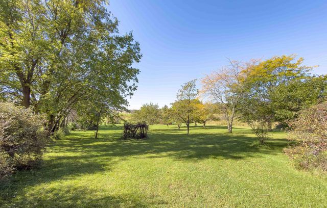N7470 Highway 55, Menasha, WI 54952