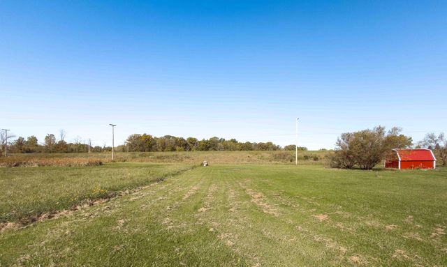N7470 Highway 55, Menasha, WI 54952