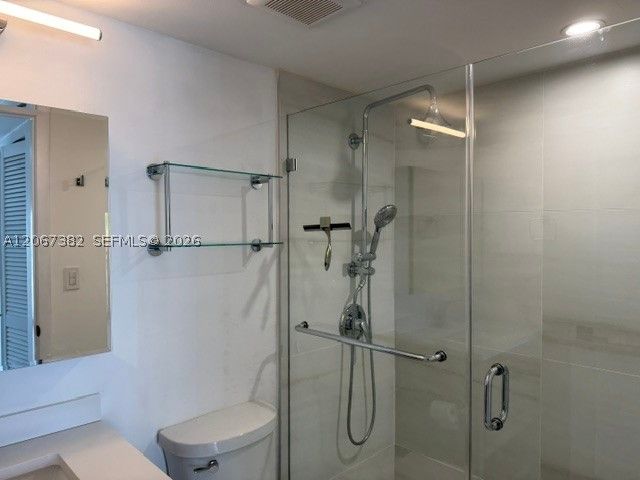540 Brickell Key Dr 1024, Miami, FL 33131