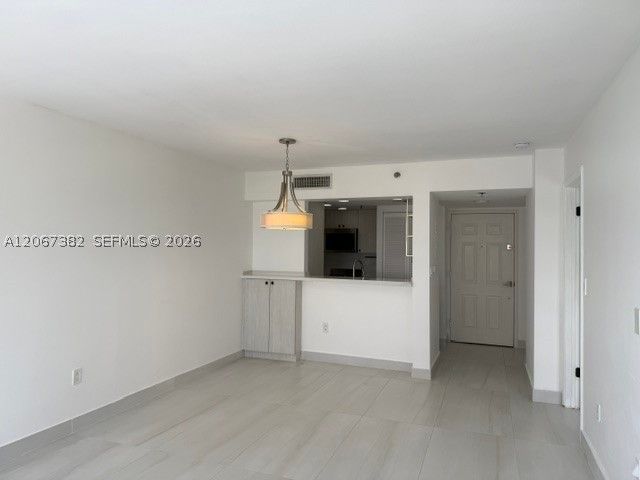 540 Brickell Key Dr 1024, Miami, FL 33131