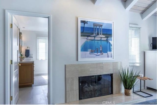 8005 Gonzaga, Los Angeles, CA 90045