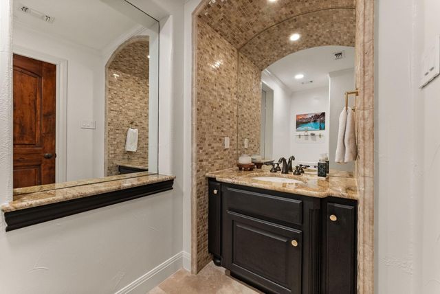 7409 Lantern View DR, Jonestown, TX 78645