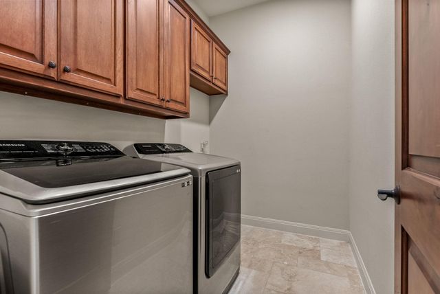 7409 Lantern View DR, Jonestown, TX 78645